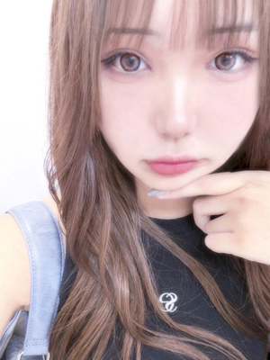 吉沢 あかりのプロフィール写真