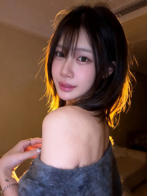 アイナのプロフィール写真